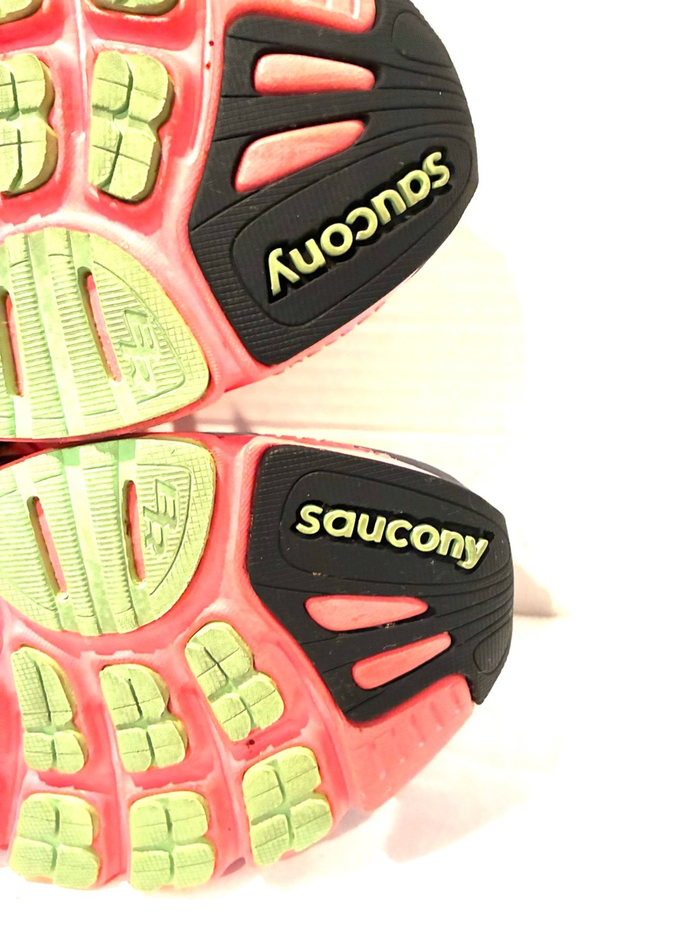 Saucony Mirage 5 Natural Series Running Shoes Womens Size 10 Outdoors Sneakers - Picture 10 of 11